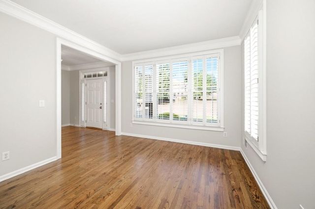 7327 Rocking Chair Lane, Hoschton, GA 30548