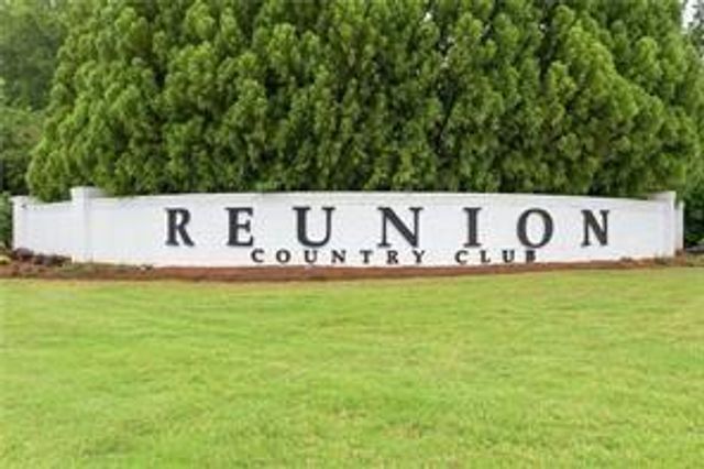 7327 Rocking Chair Lane, Hoschton, GA 30548