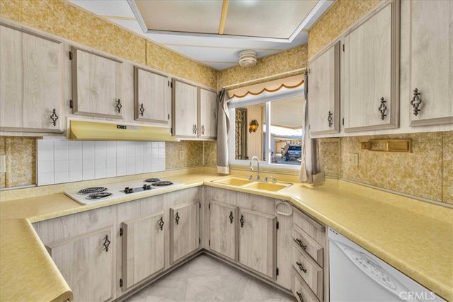 7501 Palm Avenue 74, Yucca Valley, CA 92284