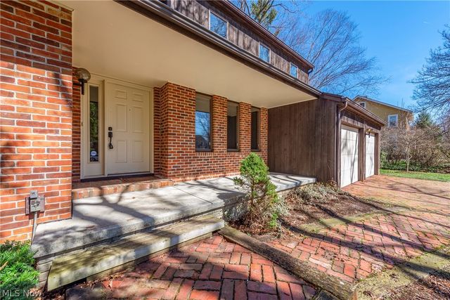 340 Edgemeer Place, Oberlin, OH 44074