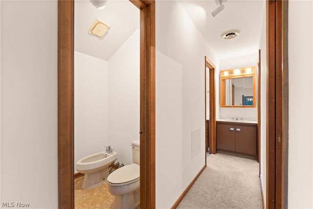 340 Edgemeer Place, Oberlin, OH 44074