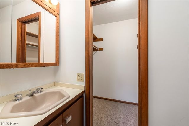 340 Edgemeer Place, Oberlin, OH 44074