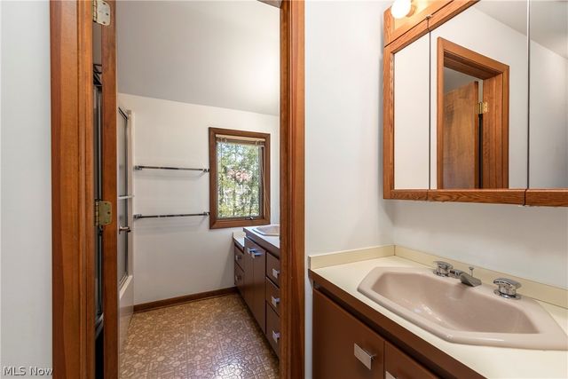 340 Edgemeer Place, Oberlin, OH 44074