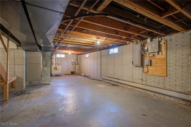 340 Edgemeer Place, Oberlin, OH 44074