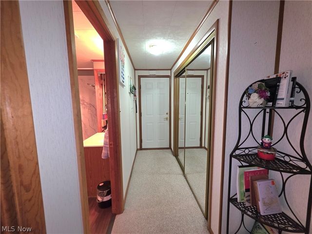 346 Island View Drive, Parkersburg, WV 26101