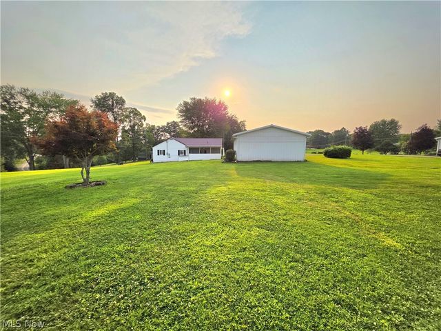 346 Island View Drive, Parkersburg, WV 26101