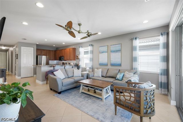 10443 Spruce Pine CT, Fort Myers, FL 33913