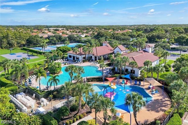 10443 Spruce Pine CT, Fort Myers, FL 33913