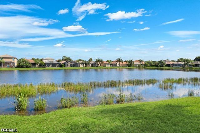 10443 Spruce Pine CT, Fort Myers, FL 33913