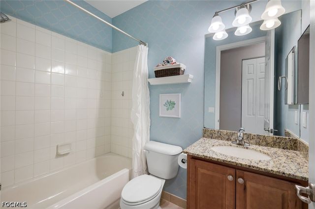 10443 Spruce Pine CT, Fort Myers, FL 33913
