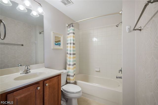 10443 Spruce Pine CT, Fort Myers, FL 33913