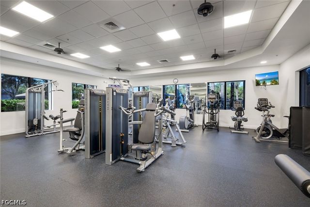 10443 Spruce Pine CT, Fort Myers, FL 33913