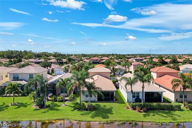 10443 Spruce Pine CT, Fort Myers, FL 33913