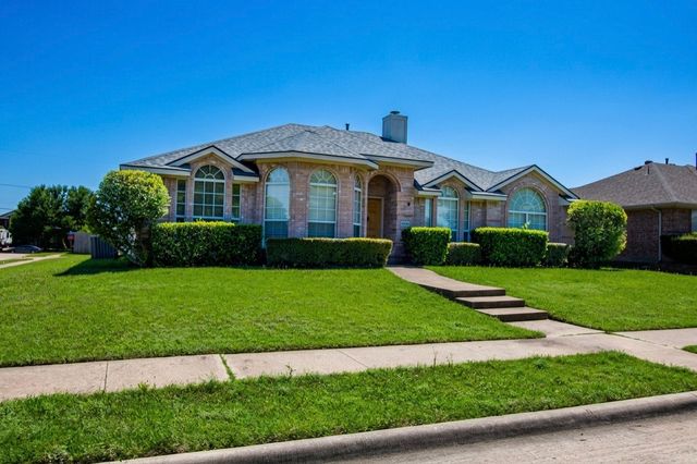 3722 Arbordale Lane, Sachse, TX 75048