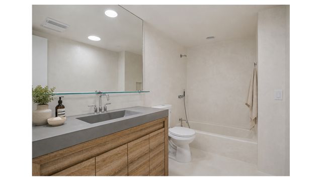 27 E 65TH Street 5BC, New York City, NY 10021