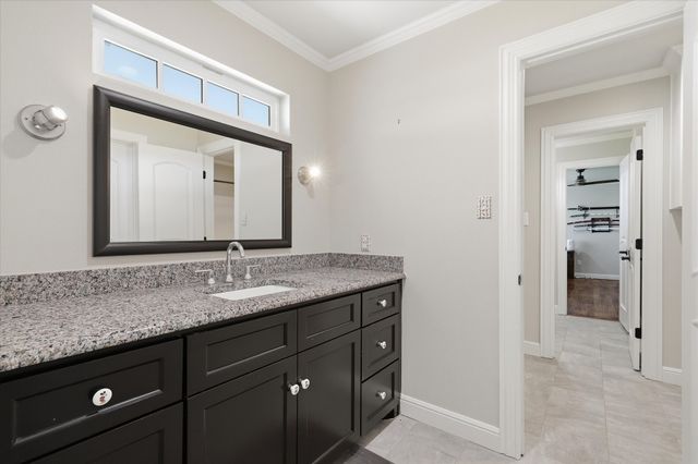 89 Thornwood Lane, Van Alstyne, TX 75495