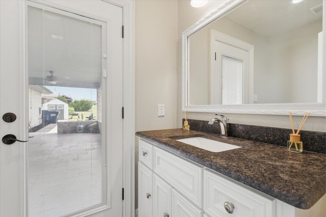 89 Thornwood Lane, Van Alstyne, TX 75495