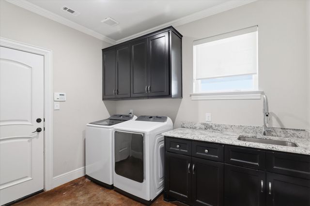 89 Thornwood Lane, Van Alstyne, TX 75495