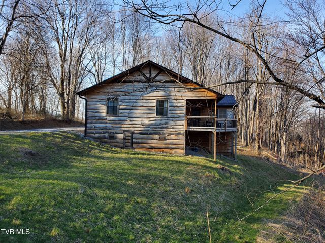 108 Roan View Road, Roan Mountain, TN 37687