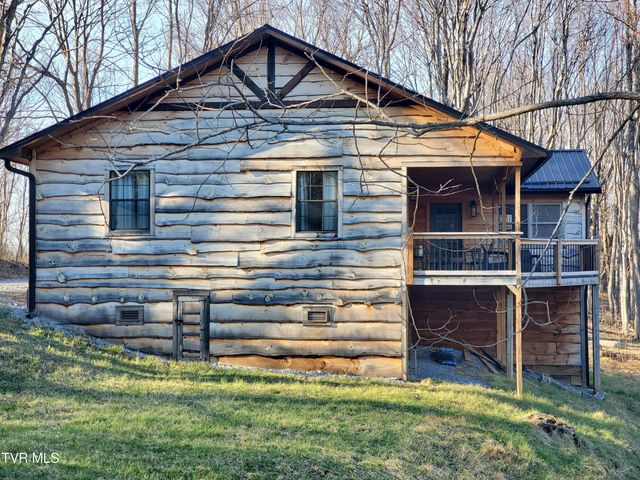 108 Roan View Road, Roan Mountain, TN 37687