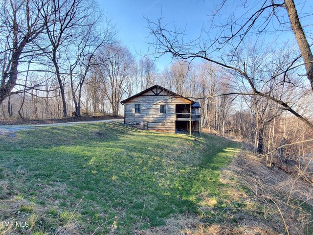 108 Roan View Road, Roan Mountain, TN 37687