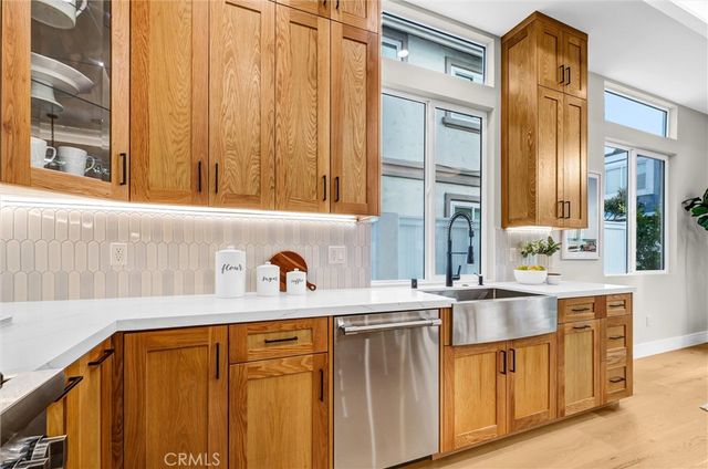 2016 Farrell Avenue B, Redondo Beach, CA 90278