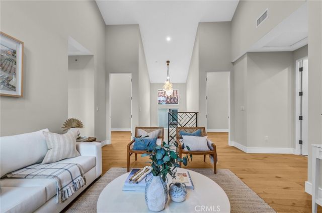 2016 Farrell Avenue B, Redondo Beach, CA 90278