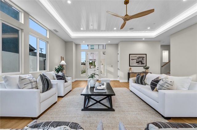 2016 Farrell Avenue B, Redondo Beach, CA 90278