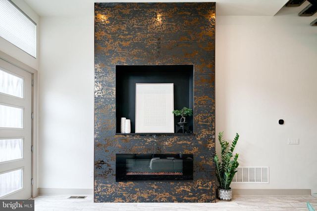 429 SALMON ST, Philadelphia, PA 19125