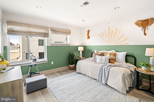 429 SALMON ST, Philadelphia, PA 19125