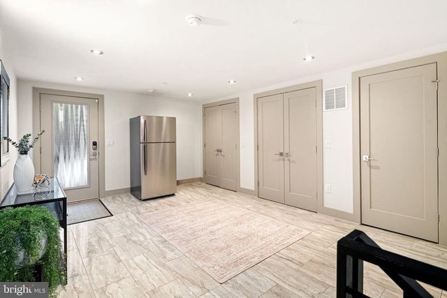 429 SALMON ST, Philadelphia, PA 19125