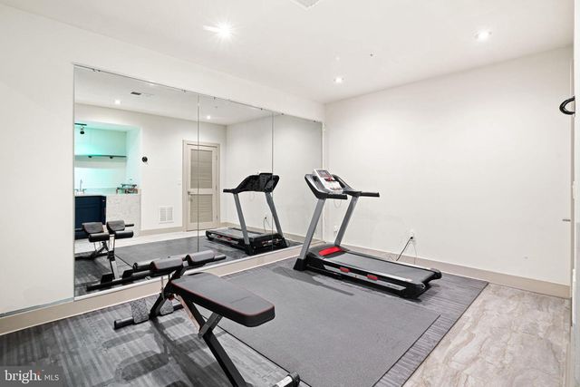 429 SALMON ST, Philadelphia, PA 19125