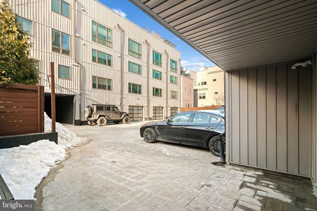 429 SALMON ST, Philadelphia, PA 19125