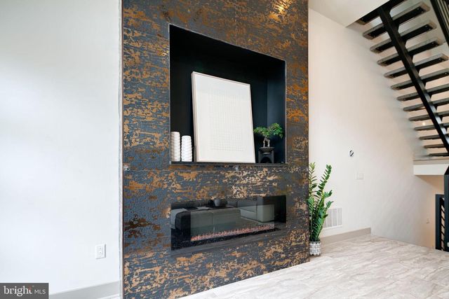 429 SALMON ST, Philadelphia, PA 19125