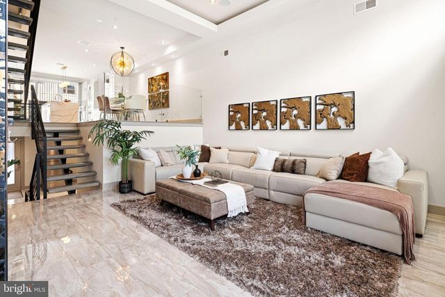 429 SALMON ST, Philadelphia, PA 19125