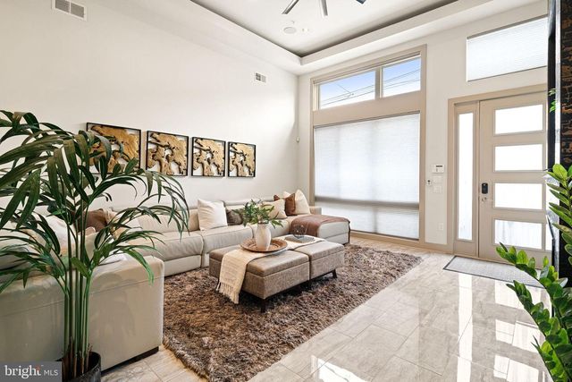 429 SALMON ST, Philadelphia, PA 19125