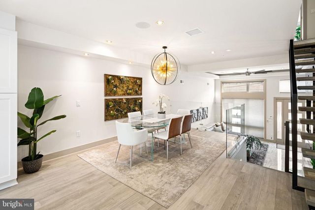 429 SALMON ST, Philadelphia, PA 19125