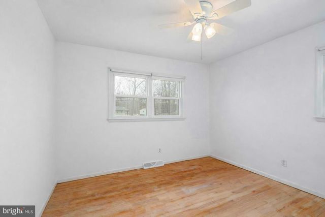 225 MAPLE DR, Browns Mills, NJ 08015