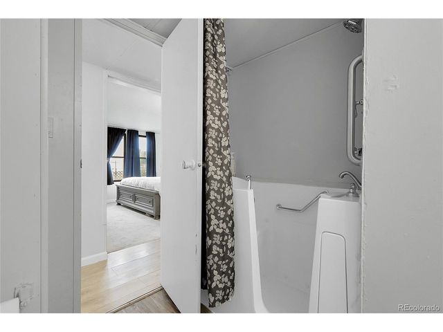 371 S Main St, Byers, CO 80103