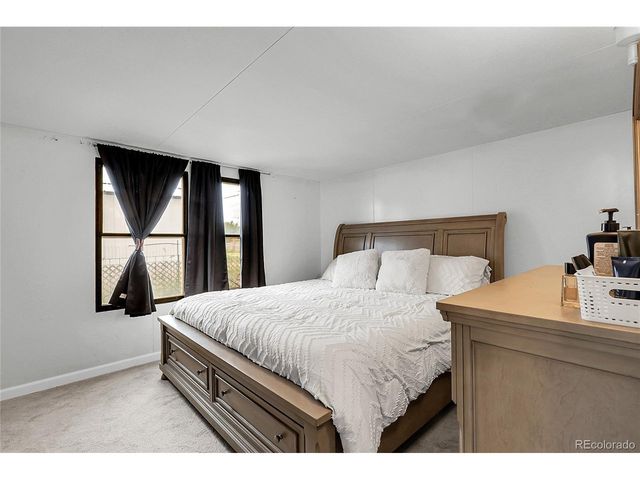 371 S Main St, Byers, CO 80103