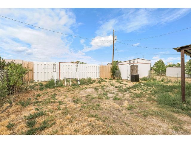 371 S Main St, Byers, CO 80103