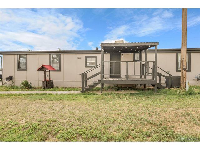 371 S Main St, Byers, CO 80103