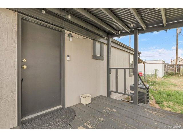 371 S Main St, Byers, CO 80103