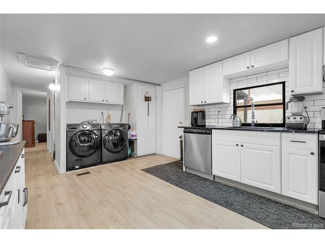 371 S Main St, Byers, CO 80103