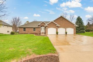 702 MARCKS COURT, Luxemburg, WI 54217