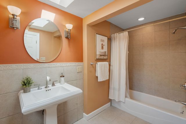 139 Webster St, Needham, MA 02494