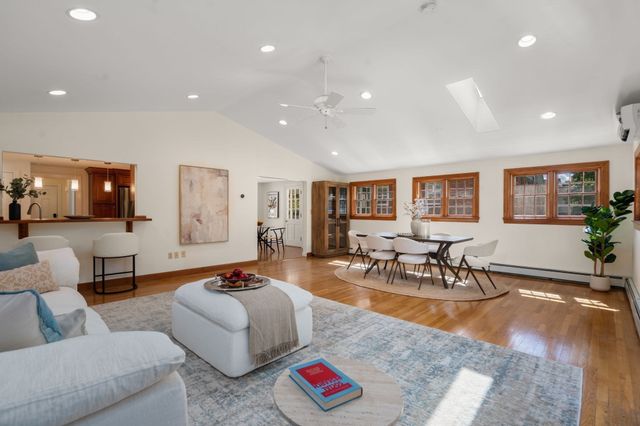 139 Webster St, Needham, MA 02494