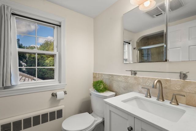 139 Webster St, Needham, MA 02494
