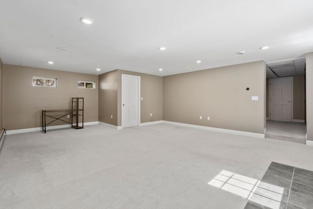 139 Webster St, Needham, MA 02494