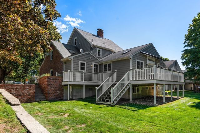 139 Webster St, Needham, MA 02494